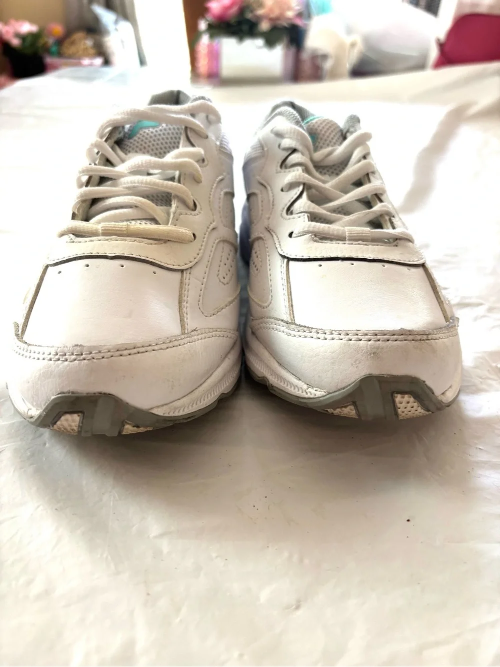 FILA White Aqua Memory Glimpse Walking Sneakers Shoes SZ 8.5 Worn 3X